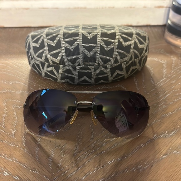 Michael Kors Aviator sunglasses rimless + case! Like brand new - Picture 1 of 7